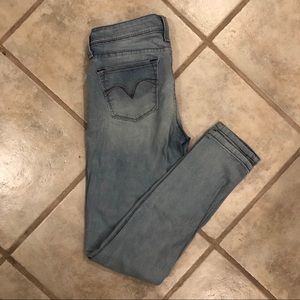 Levi’s Skinny Jeans
